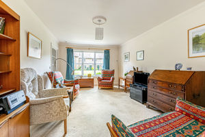 Living Room- click for photo gallery